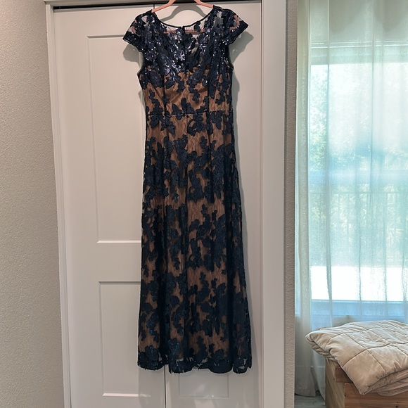 JS collections size 12. Sequins see-through full slip looks like nude! - Picture 4 of 11